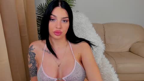 Snapshot of ravewithme9 chatting on 20, 1, 2025 Eva online show from 20, 1, 2025