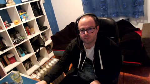ravingr3d3 online show from 15, 1, 2025