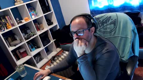 ravingr3d3 online show from 20, 1, 2025