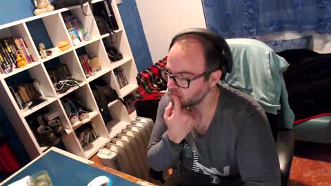 ravingr3d3 online show from 23, 1, 2025