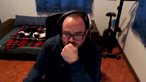 ravingr3d3 online show from 26, 1, 2025