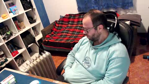 ravingr3d3 online show from 1, 2, 2025