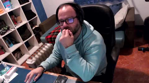 ravingr3d3 online show from 2, 2, 2025