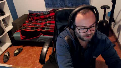 ravingr3d3 online show from 6, 2, 2025