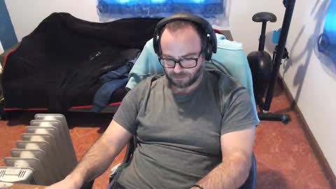 ravingr3d3 online show from 11, 2, 2025