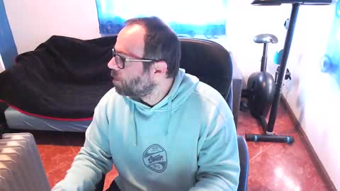 ravingr3d3 online show from 12, 2, 2025