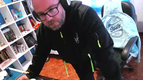 ravingr3d3 online show from 11, 5, 2026