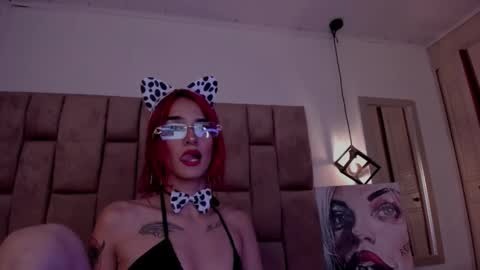ravynrouge_ online show from 22, 10, 2025
