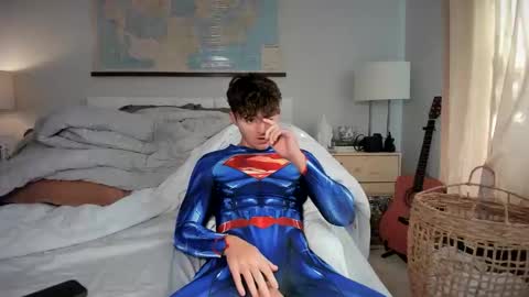 Its Ben online show from 24, 10, 2025