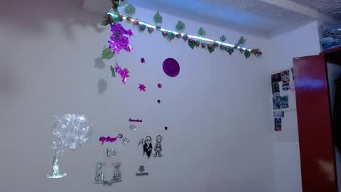 Snapshot of ray_naomi chatting on 3, 4, 2026 ask us online show from 3, 4, 2026