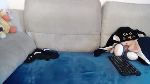 Ray  online show from 5, 10, 2025