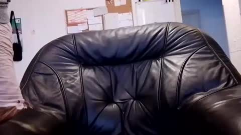 Snapshot of rayerdennis chatting on 28, 10, 2025 rayerdennis online show from 28, 10, 2025