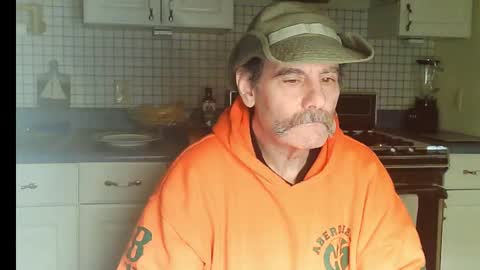 Snapshot of raylene4u2 chatting on 10, 2, 2026 Ray online show from 10, 2, 2026