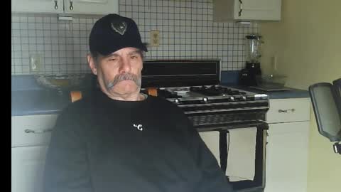 Snapshot of raylene4u2 chatting on 13, 2, 2026 Ray online show from 13, 2, 2026