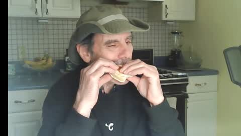 Snapshot of raylene4u2 chatting on 22, 2, 2026 Ray online show from 22, 2, 2026