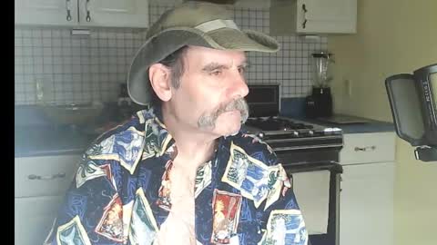 Snapshot of raylene4u2 chatting on 1, 3, 2026 Ray online show from 1, 3, 2026