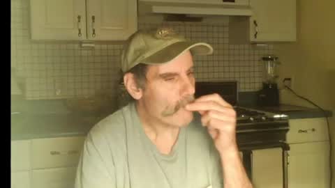 Snapshot of raylene4u2 chatting on 30, 6, 2026 Ray online show from 30, 6, 2026