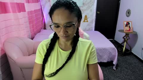 Snapshot of rayza_mature_ chatting on 3, 1, 2025 Danna online show from 3, 1, 2025