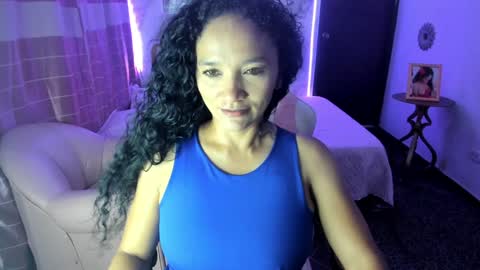 Snapshot of rayza_mature_ chatting on 8, 1, 2025 Danna online show from 8, 1, 2025