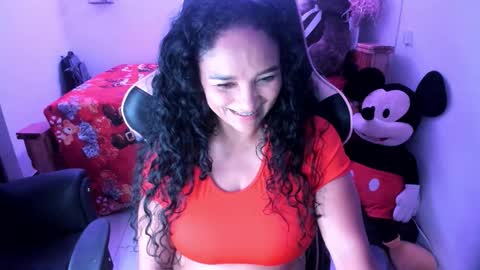 Danna online show from 1, 12, 2025