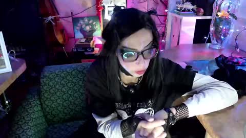 Snapshot of raziel_haze chatting on 2, 12, 2024  Yrriel Strife Candy-Demon Caveboy mr. Cringe   online show from 2, 12, 2024