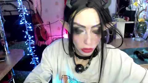 Snapshot of raziel_haze chatting on 3, 12, 2024  Yrriel Strife Candy-Demon Caveboy mr. Cringe   online show from 3, 12, 2024