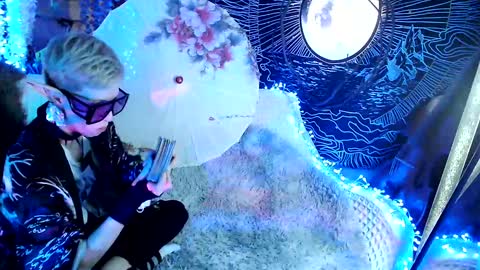 Snapshot of raziel_haze chatting on 26, 12, 2024  Yrriel Strife Candy-Demon Caveboy mr. Cringe   online show from 26, 12, 2024