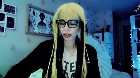 Snapshot of raziel_haze chatting on 6, 1, 2025  Yrriel Strife Candy-Demon Caveboy mr. Cringe   online show from 6, 1, 2025