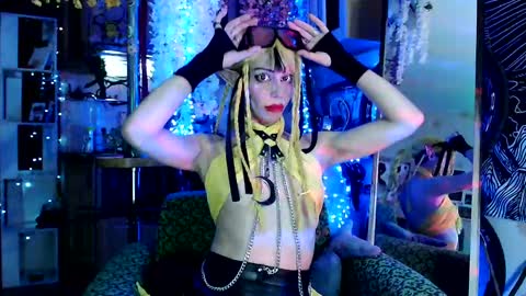 Snapshot of raziel_haze chatting on 8, 1, 2025  Yrriel Strife Candy-Demon Caveboy mr. Cringe   online show from 8, 1, 2025