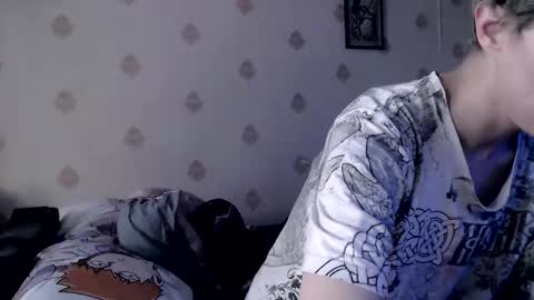 Snapshot of raziel_haze chatting on 25, 2, 2025  Yrriel Strife Candy-Demon Caveboy mr. Cringe   online show from 25, 2, 2025