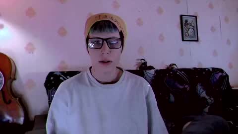 Snapshot of raziel_haze chatting on 1, 3, 2025  Yrriel Strife Candy-Demon Caveboy mr. Cringe   online show from 1, 3, 2025