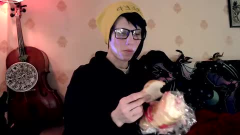 Snapshot of raziel_haze chatting on 2, 3, 2025  Yrriel Strife Candy-Demon Caveboy mr. Cringe   online show from 2, 3, 2025