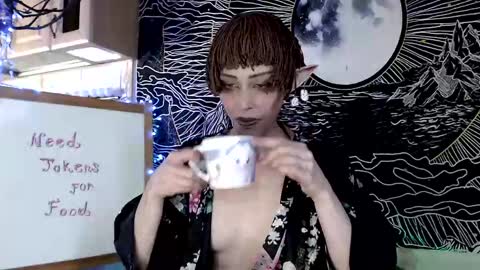 Snapshot of raziel_haze chatting on 8, 3, 2025  Yrriel Strife Candy-Demon Caveboy mr. Cringe   online show from 8, 3, 2025
