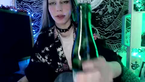 Snapshot of raziel_haze chatting on 10, 3, 2025  Yrriel Strife Candy-Demon Caveboy mr. Cringe   online show from 10, 3, 2025