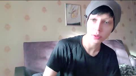 Snapshot of raziel_haze chatting on 30, 9, 2025  Yrriel Strife Candy-Demon Caveboy mr. Cringe   online show from 30, 9, 2025