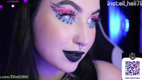 Snapshot of razor_claw chatting on 29, 9, 2025 My kittensIm on vacation until July 25th. You can join the fan club free content online show from 29, 9, 2025