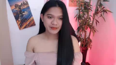 Snapshot of ready2care4youbabe chatting on 24, 11, 2025 Beth online show from 24, 11, 2025