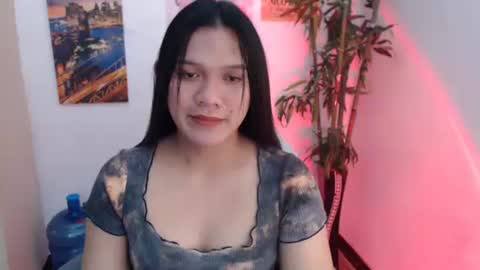 Snapshot of ready2care4youbabe chatting on 15, 12, 2025 Beth online show from 15, 12, 2025