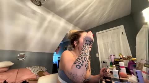 ella jade  online show from 10, 5, 2026