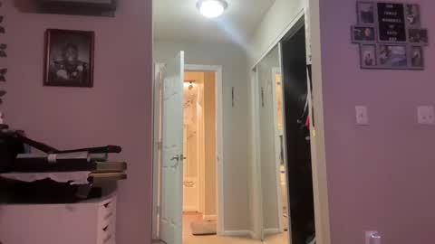 Snapshot of realpurp_ chatting on 5, 2, 2025 Preston Stella online show from 5, 2, 2025