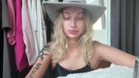 Monica Milz online show from 21, 12, 2024