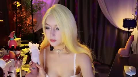 Snapshot of reaowna___ chatting on 1, 10, 2025 reaowna___ online show from 1, 10, 2025