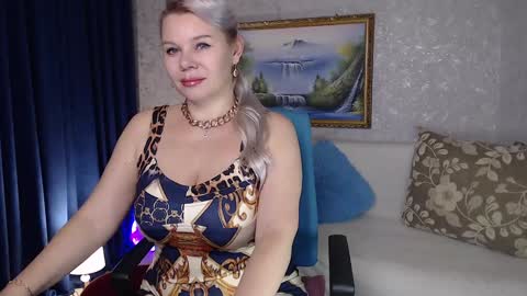 Snapshot of reasonforpassion_ chatting on 11, 1, 2025 Im a little sick. Ill be back soon. online show from 11, 1, 2025
