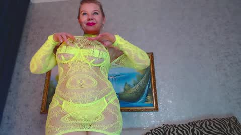 Snapshot of reasonforpassion_ chatting on 31, 1, 2025 Im a little sick. Ill be back soon. online show from 31, 1, 2025