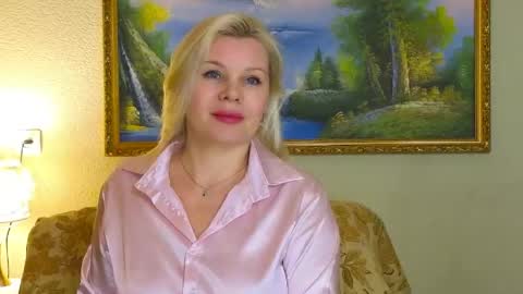 Snapshot of reasonforpassion_ chatting on 23, 4, 2026 Im a little sick. Ill be back soon. online show from 23, 4, 2026