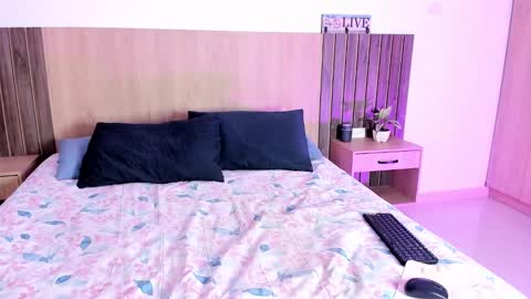 I invite you to my birthday on November 3th  online show from 22, 11, 2025