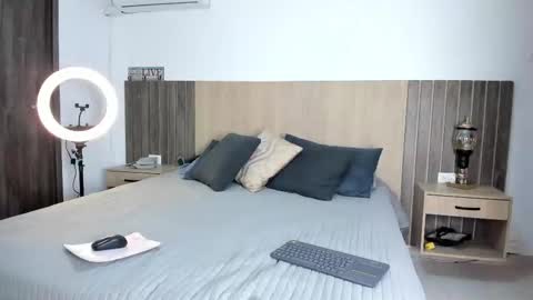 Snapshot of rebeca_cortez1 chatting on 17, 2, 2026 I invite you to my birthday on November 3th online show from 17, 2, 2026