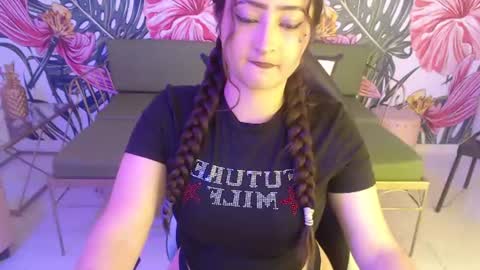 Rebeca dreams online show from 9, 7, 2026