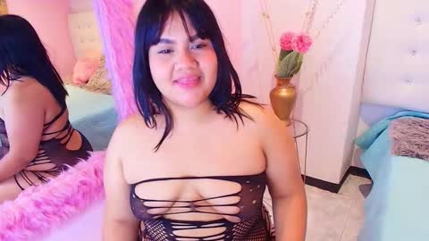 rebeca  online show from 10, 9, 2025