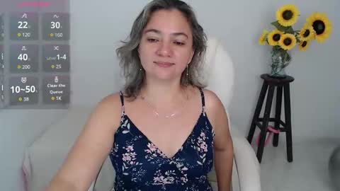 Snapshot of rebeca_milf chatting on 17, 10, 2025 REBECA online show from 17, 10, 2025